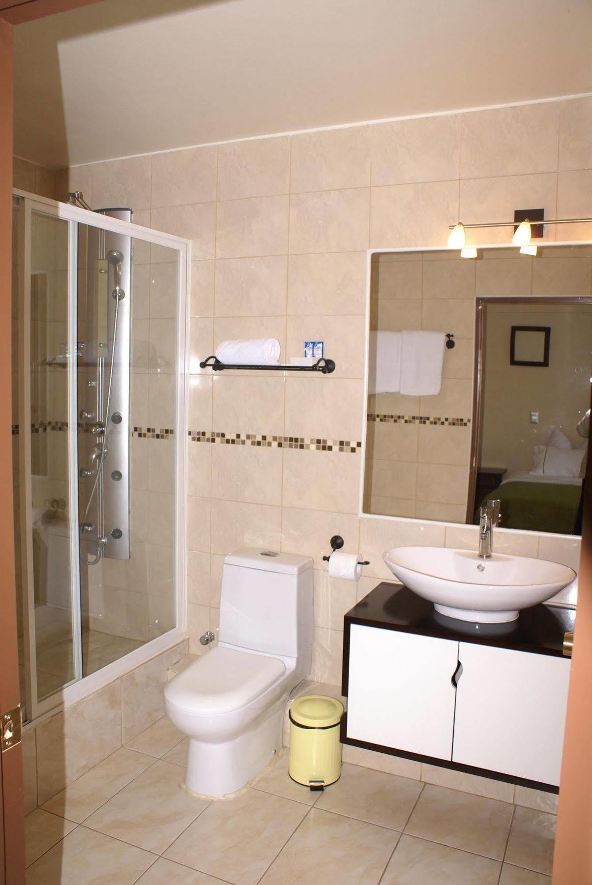 Hotel Baviera بارال المظهر الخارجي الصورة